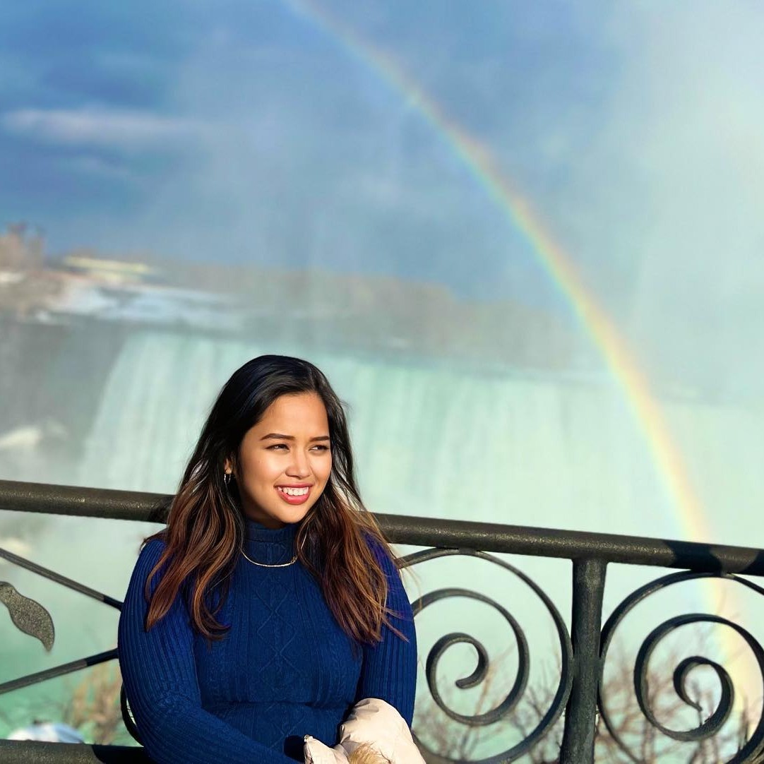 Hyacinth Tiffany at Niagara Falls with rainbow